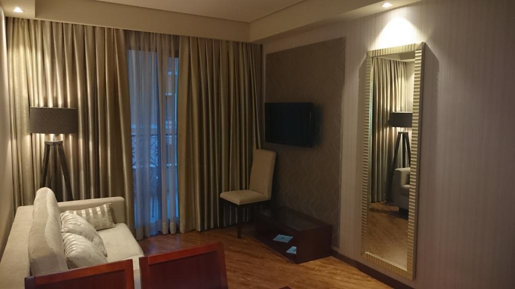 Dreamland Apartments Oasis Chakvi Luaran gambar