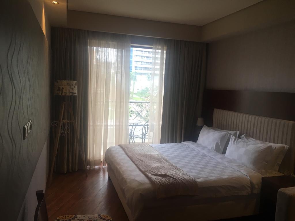 Dreamland Apartments Oasis Chakvi Luaran gambar
