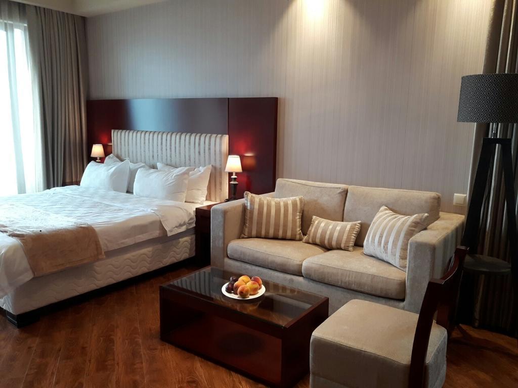 Dreamland Apartments Oasis Chakvi Luaran gambar